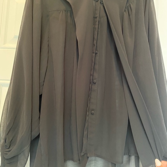 H&M Chiffon Blouse 10 - Picture 5 of 5